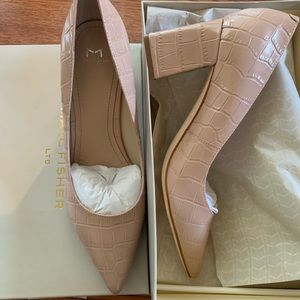 MARC FISHER -ZALÁ BLOCK HEEL SIZE 8.5
